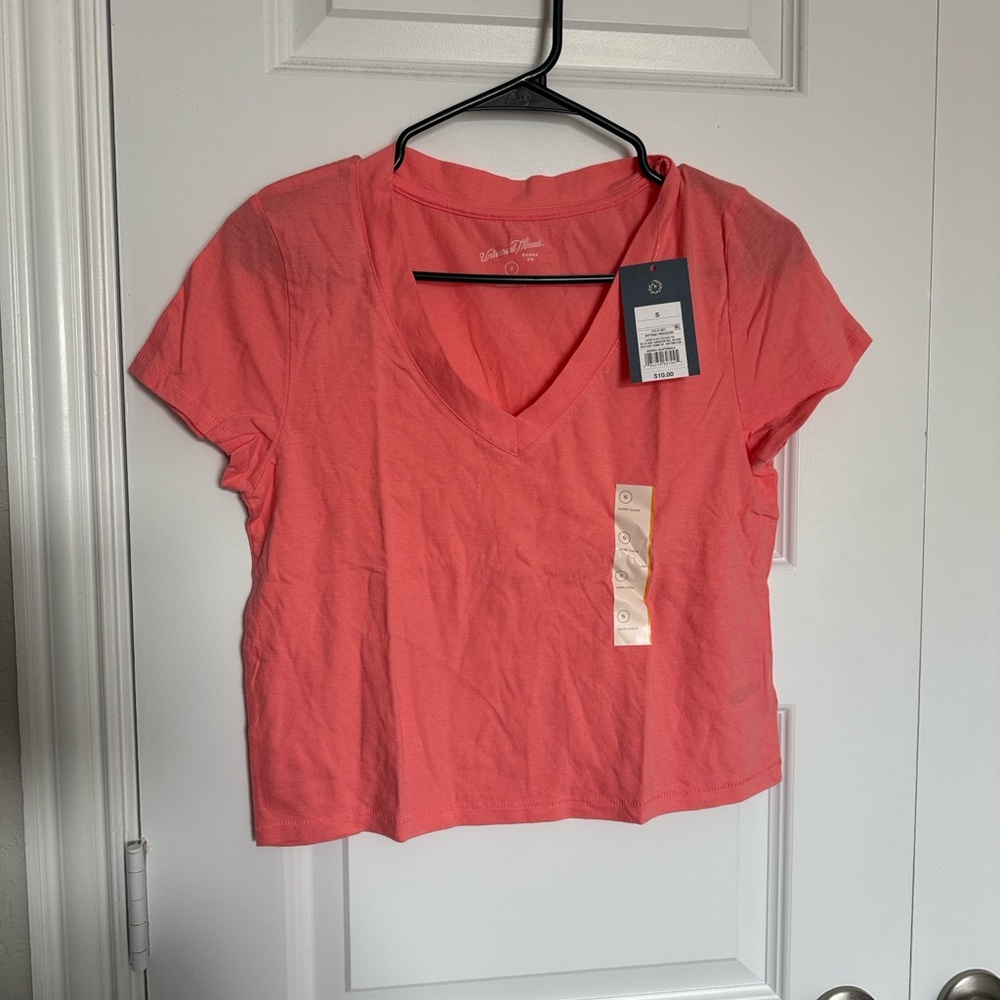 NWT Universal Thread Small Ts 4 colors Sz small - Picture 5 of 6